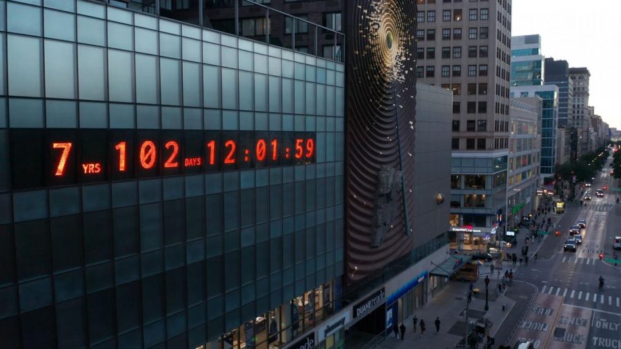 Photo credits: https://www.smithsonianmag.com/smart-news/clock-new-york-counts-down-time-remaining-avert-climate-disaster-180975881/