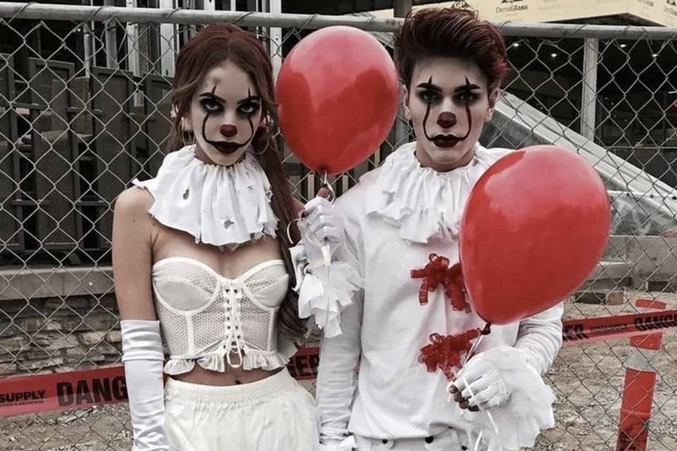 https://www.hitched.co.uk/wedding-planning/fun/couples-halloween-costumes/